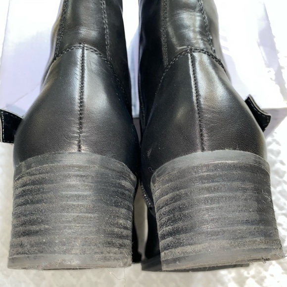 Marc Fisher Leather Combat boot, Black, size 9 - Picture 11 of 12